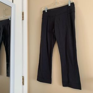 Lululemon athletic pants / leggings.